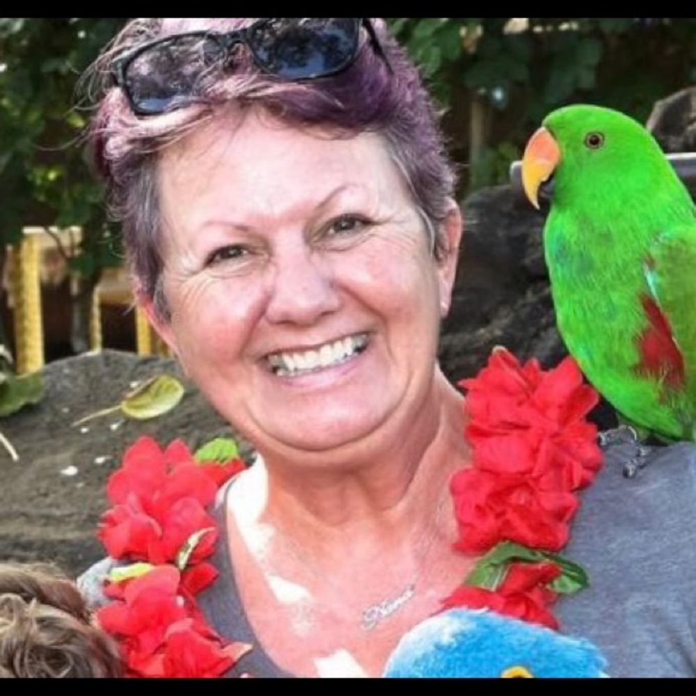 Meet your Posher, Lela